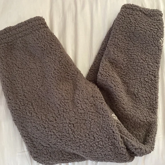 NWT SKIMS Teddy Jogger - Picture 8 of 8